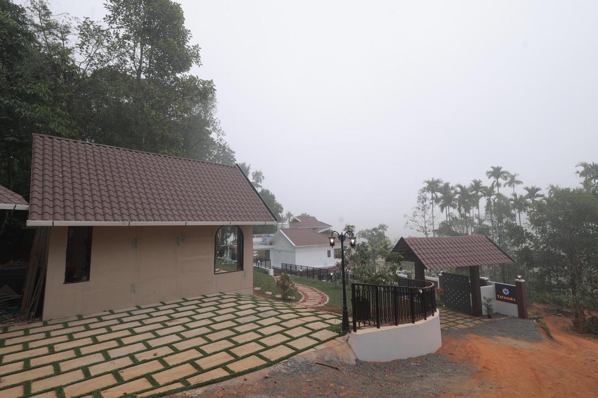 Tatvaura Resort Wayanad Padinjarathara Exterior foto